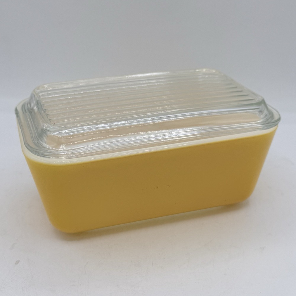 Vintage Pyrex Yellow Refrigerator Dish 502 with Lid 502-C 1.5 Pt EXCELLENT GLOSS